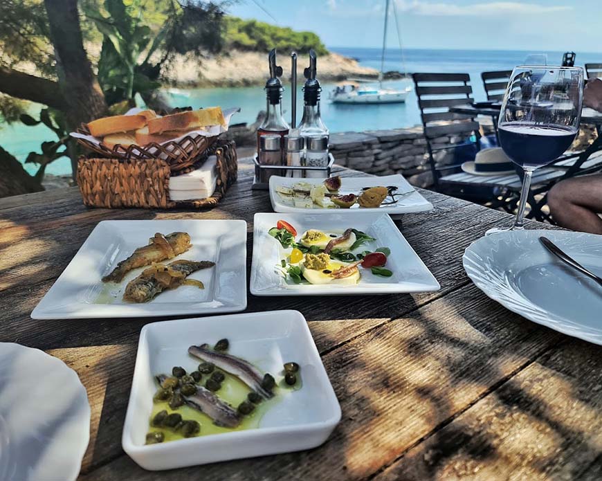 Dubrovnik’s Seafood Treasures: A Culinary Voyage