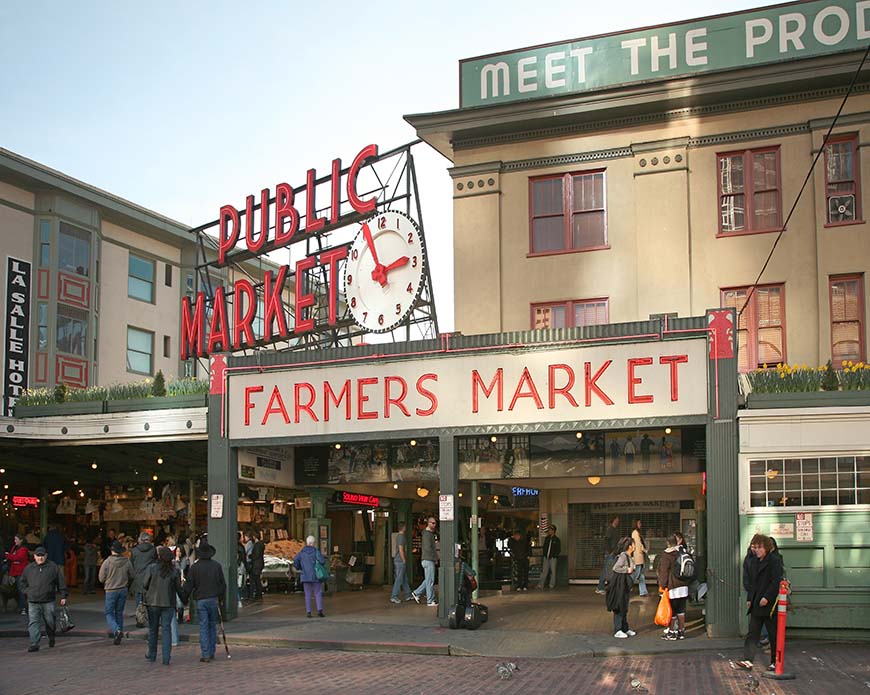 Savoring Seattle’s Seafood: Must-Visit Restaurants and Markets